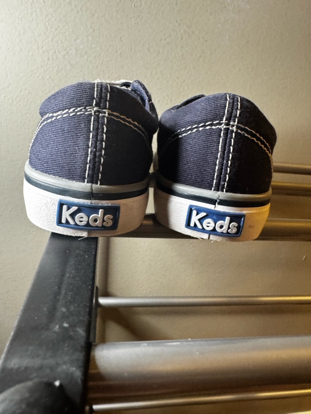 EUC Keds Kids Navy Canvas Sneakers with White Soles Toddler Size 8 - Picture 3 of 9